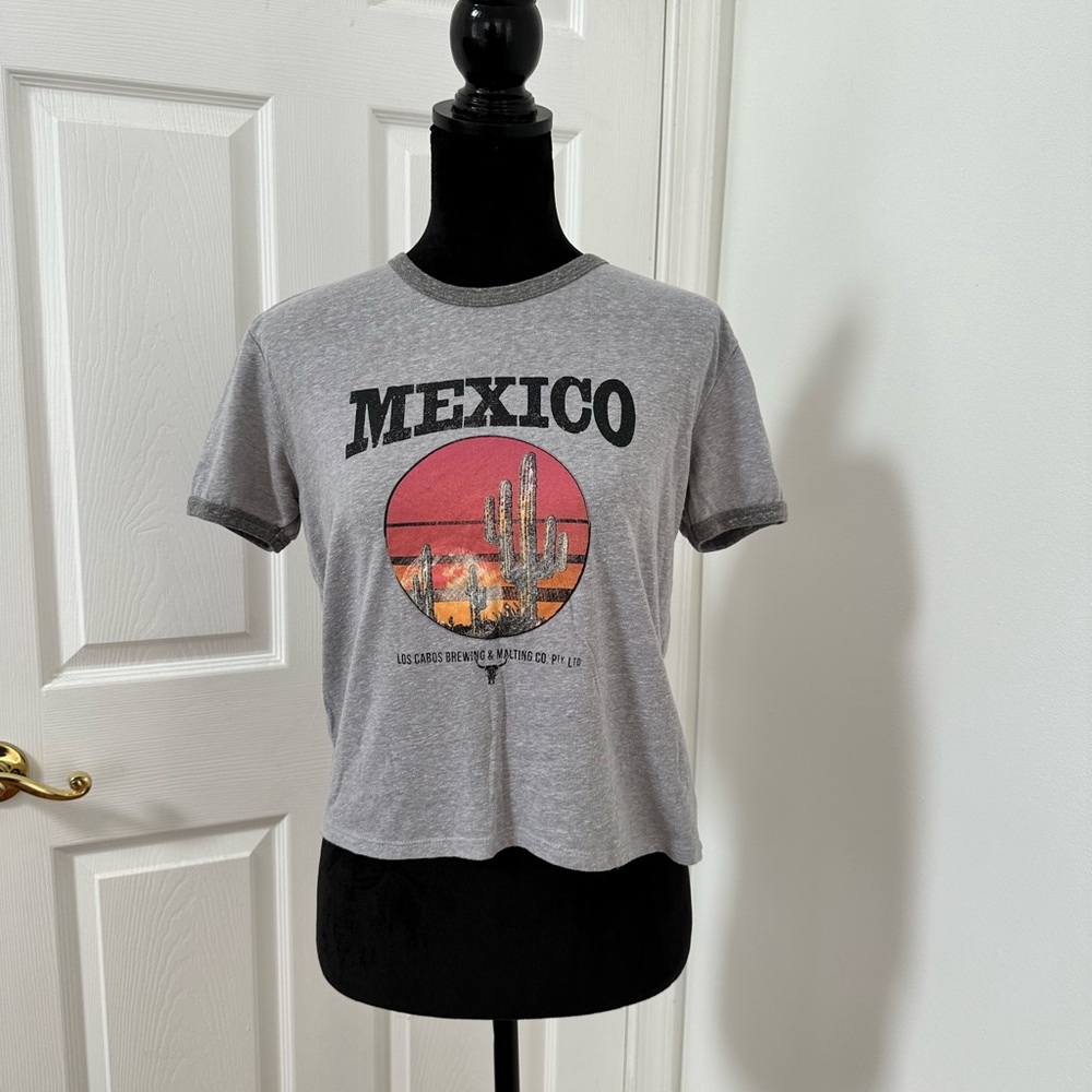 Graphic baby tee